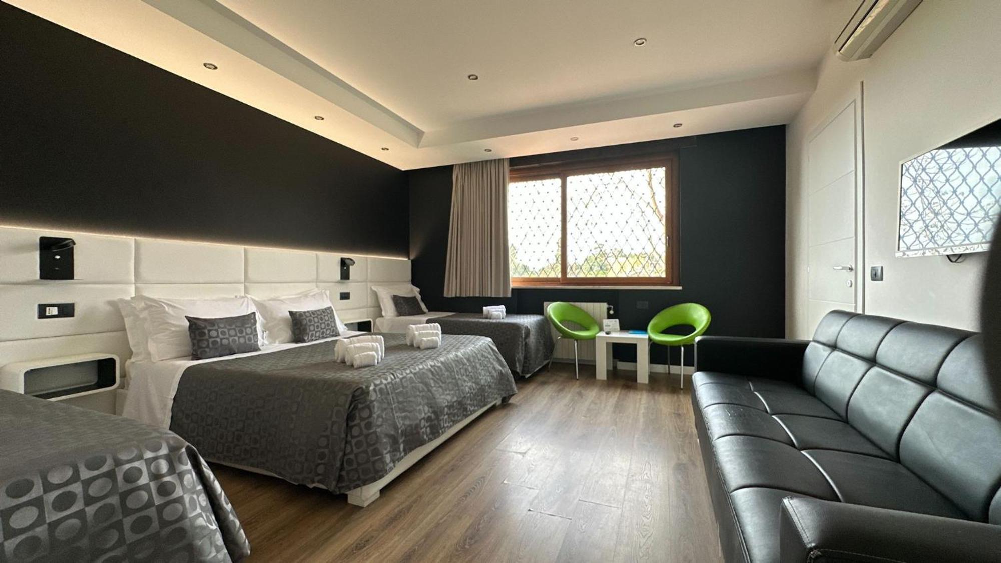 Tremestieri Etneo Ottomood B&B And Apartments الغرفة الصورة