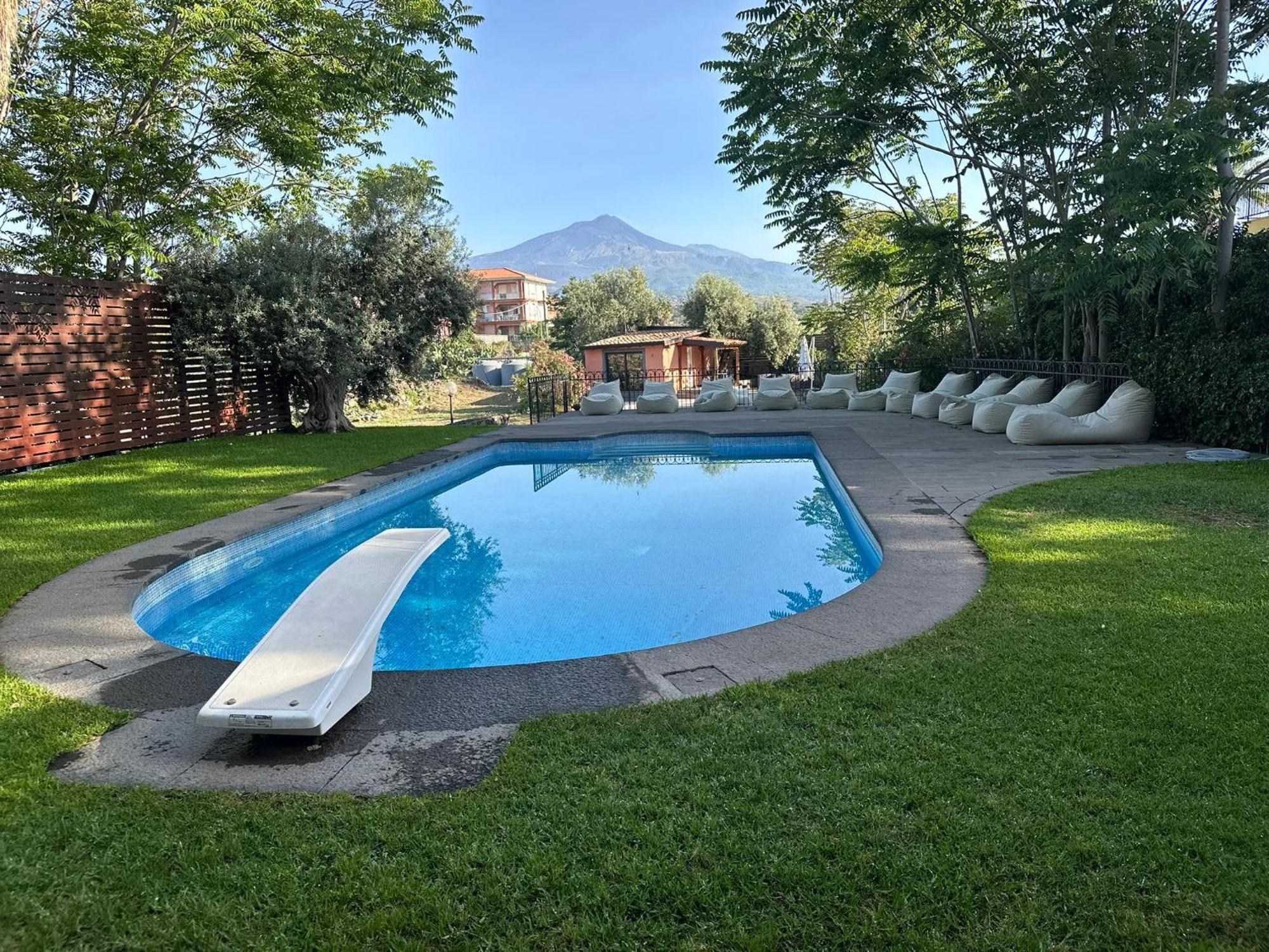 Tremestieri Etneo Ottomood B&B And Apartments المظهر الخارجي الصورة